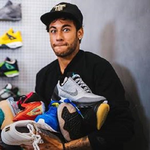 sneaker shopping neymar