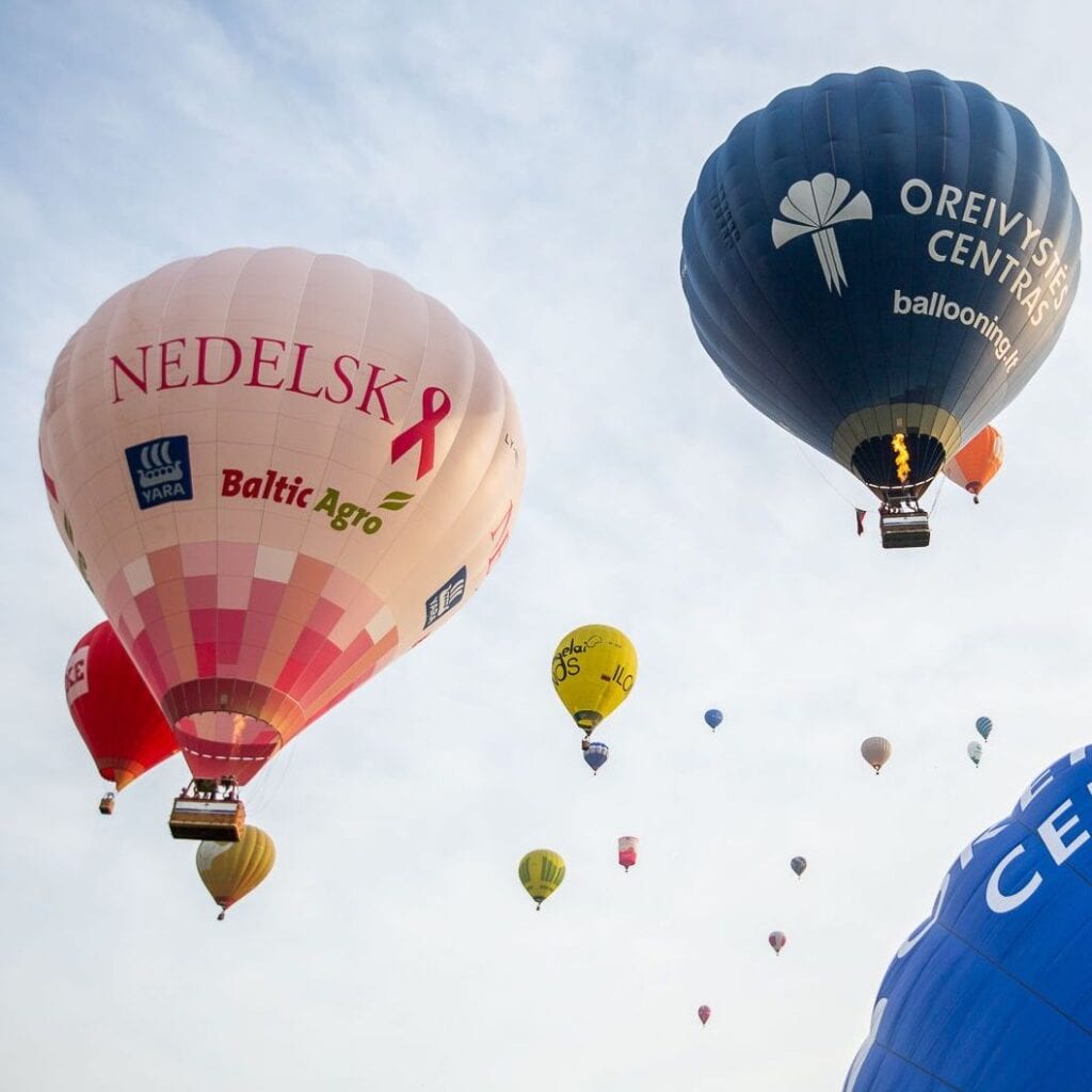 Hot air balloon, Vilnius, Vaughn Lowery, 360 Magazine