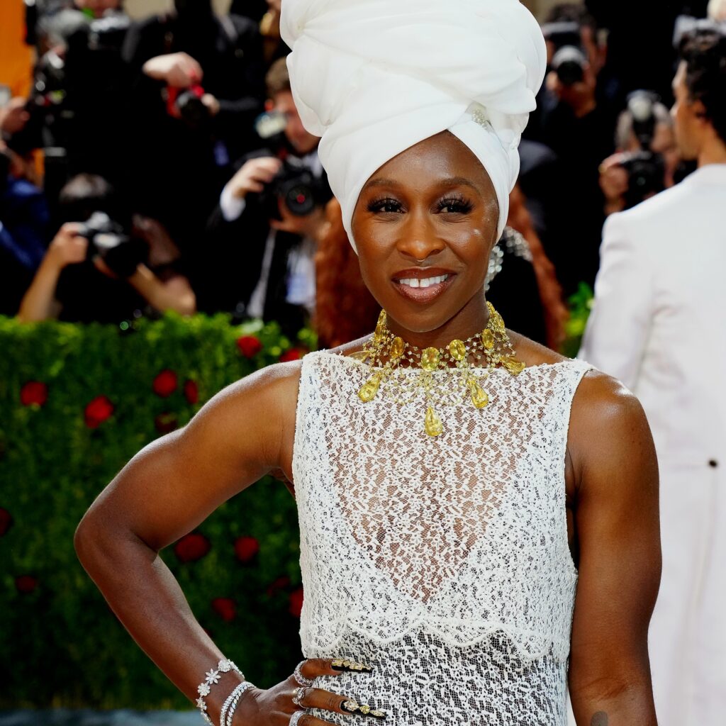 CYNTHIA ERIVO IN ROBERTO COIN LOOKING RED HOT AT THE 2002 MET GALA via 360 magazine and KINNEY + KINSELLA