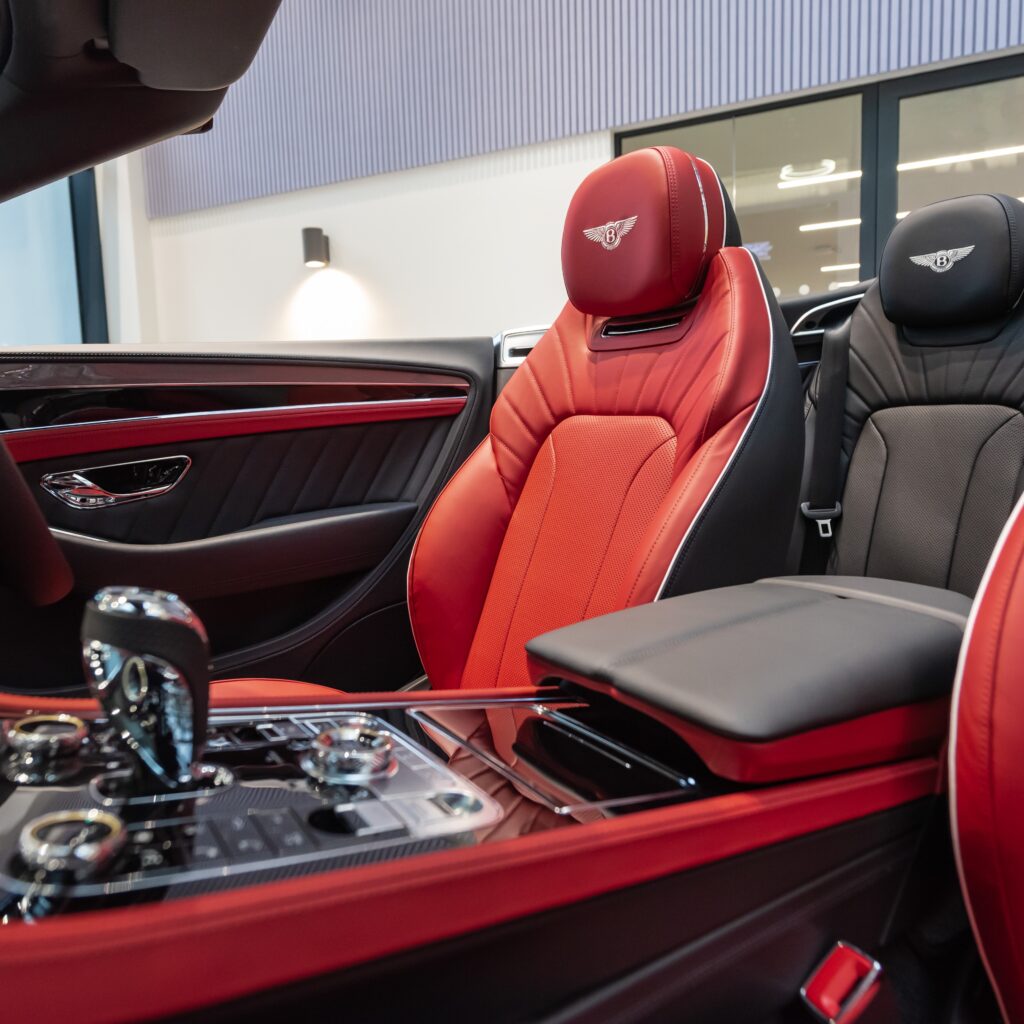 H.R. Owen - the UK’s leading luxury automotive dealer group – has officially opened the doors to its brand-new Bentley Hatfield showroom via 360 Magazine.