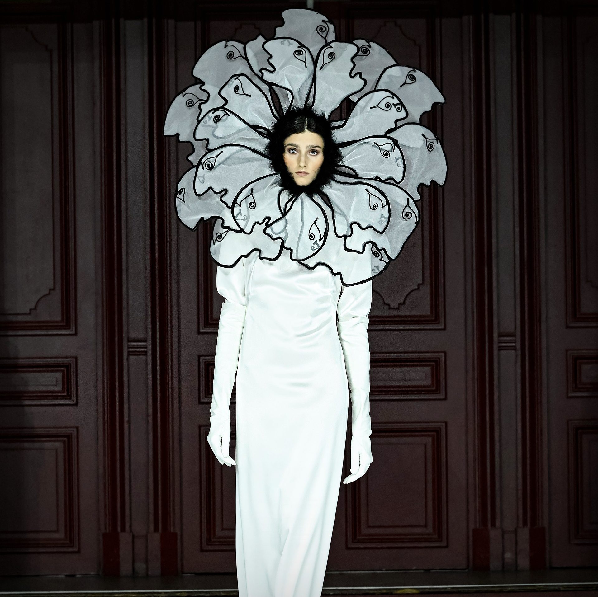 Juana Martin FW23-24 PARIS COUTURE FASHION WEEK via 360 MAGAZINE. 