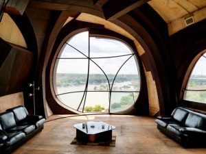 Robert Bruno Steel House in Lubbock, Texas, captured by celebrity photographer Vaughn Lowery via 360 Magazine. 