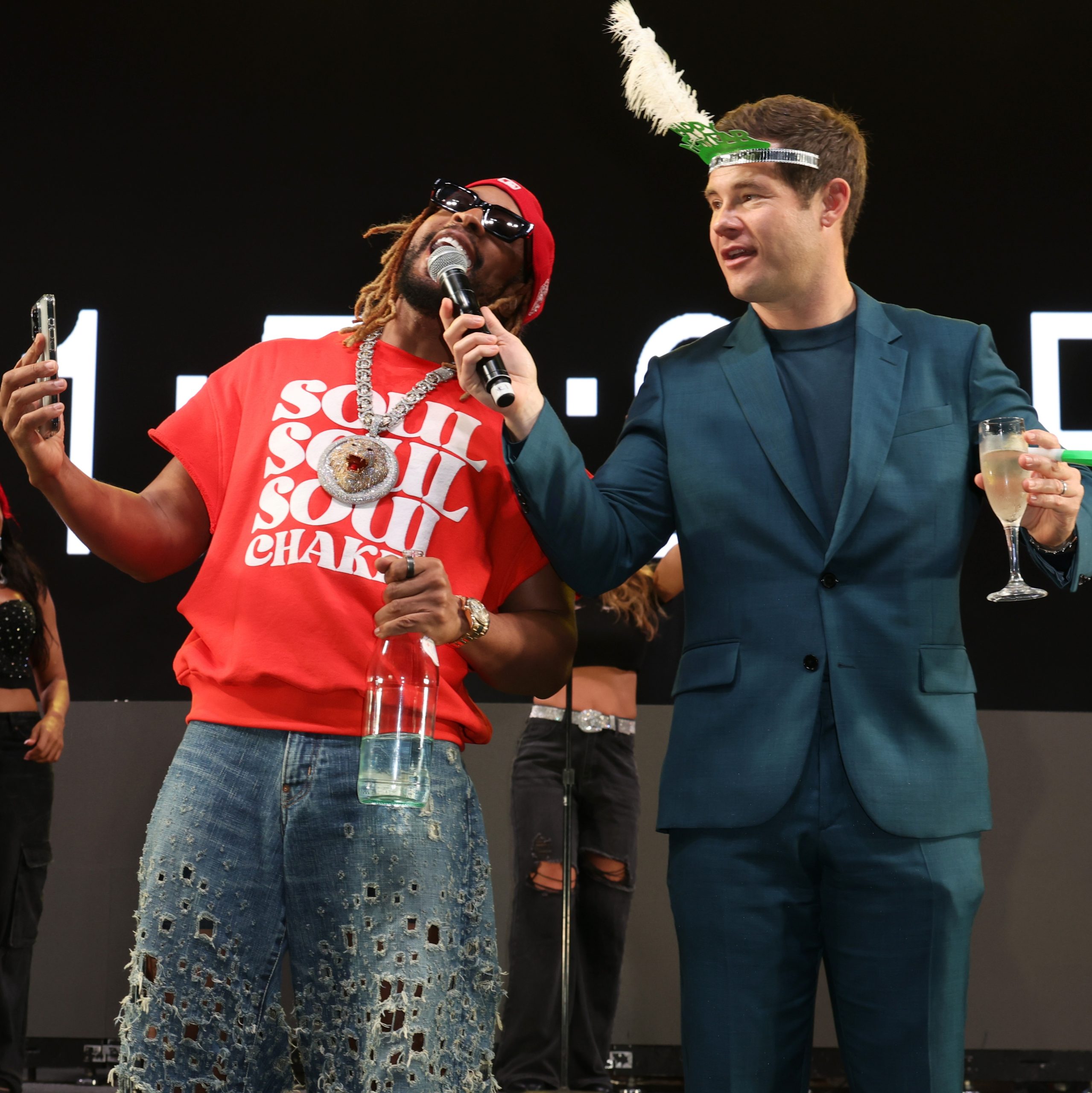 Adam Devine, Lil Jon and Ushered Guests of Atlantis Paradise Island   Into the New Year at the Fourth Annual Party Like a Royal New Year’s Eve Celebration   (Atlantis Paradise Island/Getty Images) via 360 MAGAZINE.